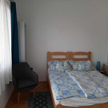 Kispal Apartmanhaz زلاكاروس المظهر الخارجي الصورة