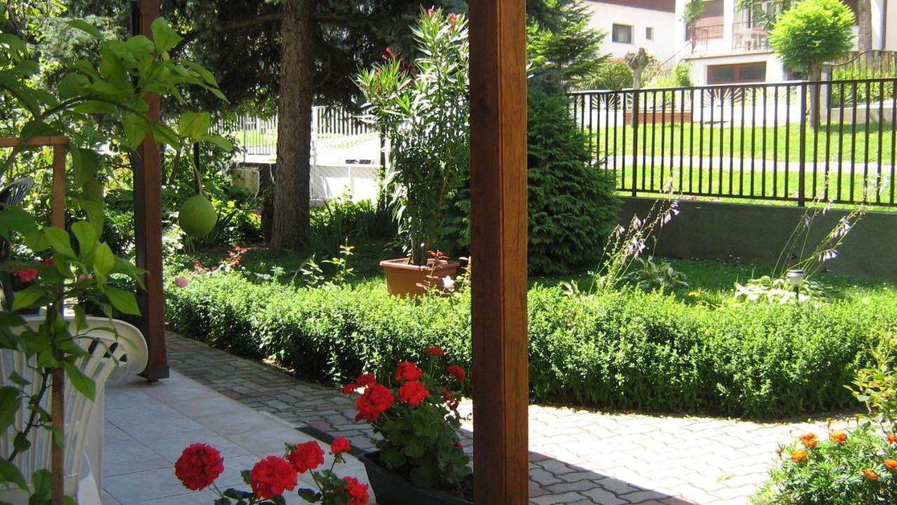 Kispal Apartmanhaz زلاكاروس المظهر الخارجي الصورة