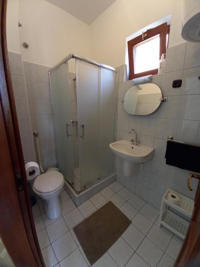 Kispal Apartmanhaz زلاكاروس المظهر الخارجي الصورة