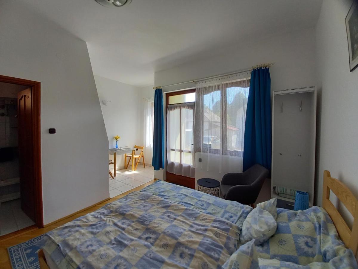 Kispal Apartmanhaz زلاكاروس المظهر الخارجي الصورة